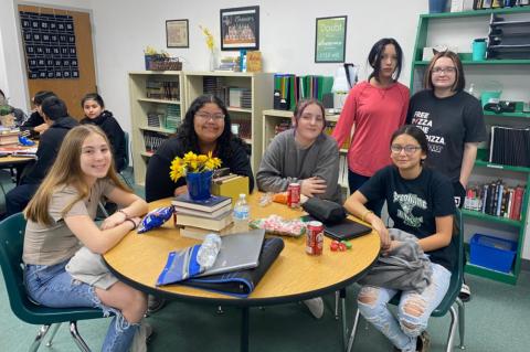 MIDDLE SCHOOL STUDENTS CELEBRATE CHRISTMAS